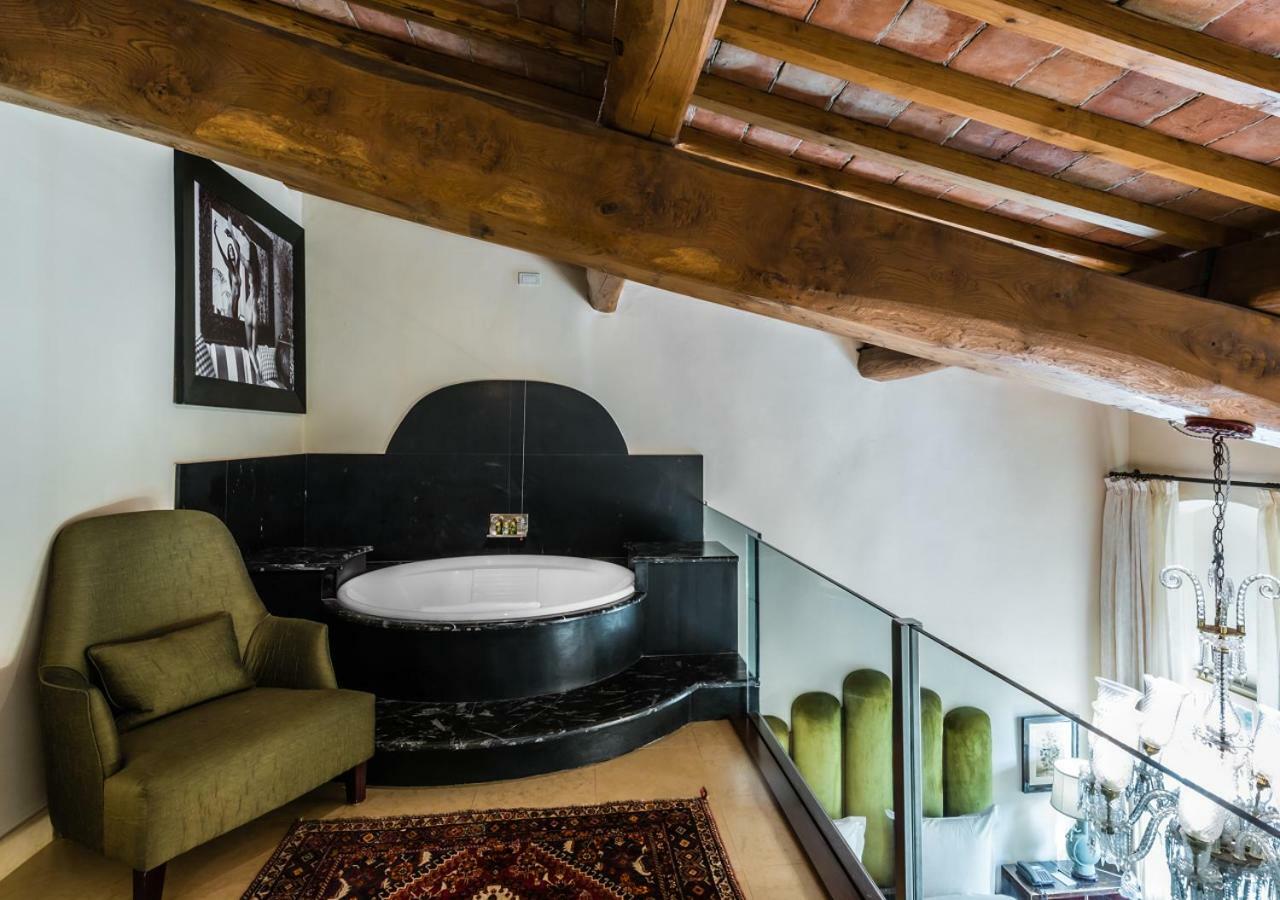 Villa Mangiacane - Small Luxury Hotels Of The World ซานกัสชาโน อิน วัลดีเปซา ภายนอก รูปภาพ